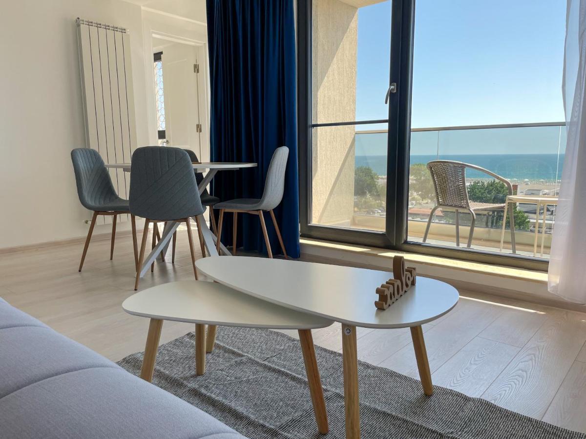 Azure Sea Apartments - Bychoice Mamaia Extérieur photo