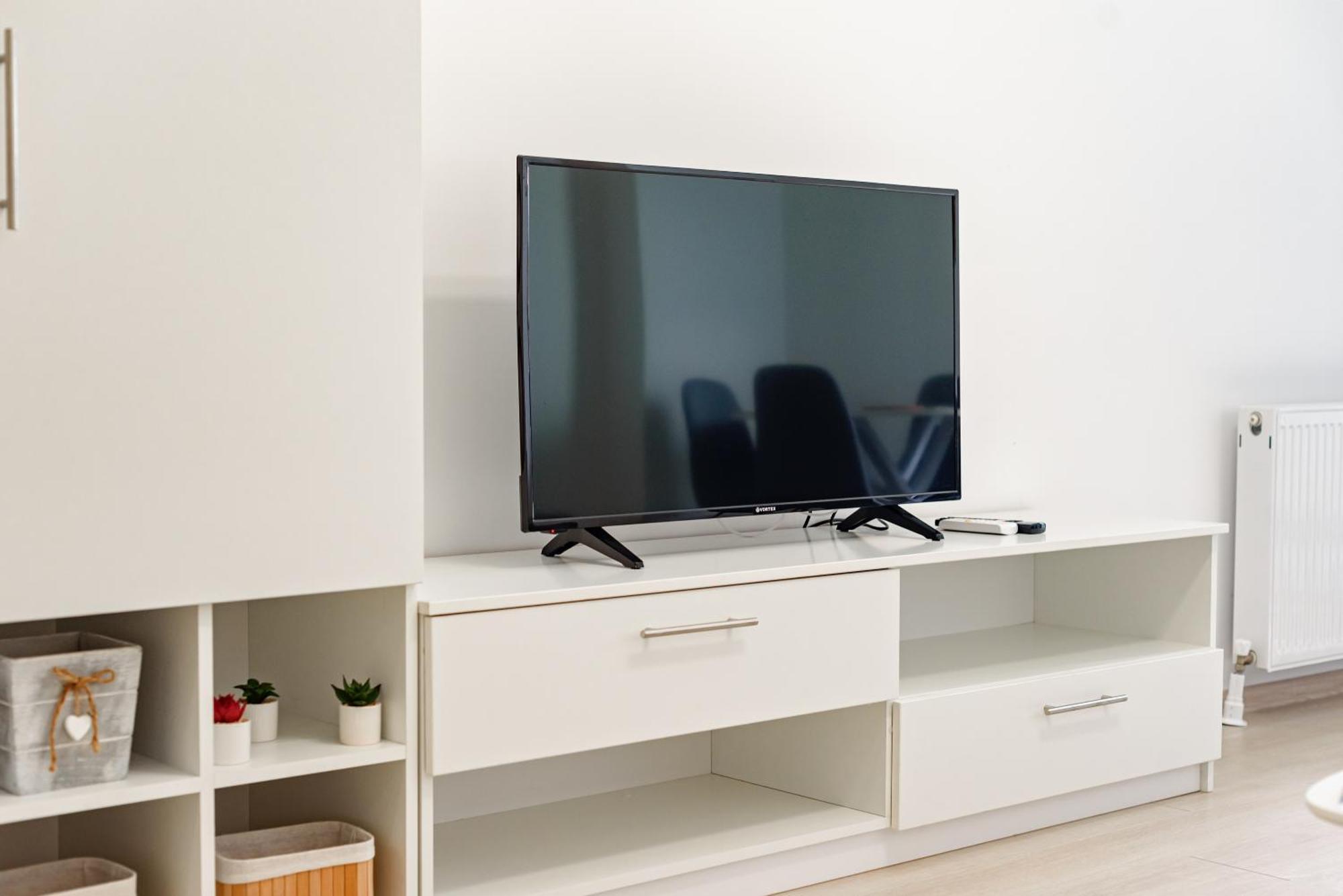 Azure Sea Apartments - Bychoice Mamaia Extérieur photo
