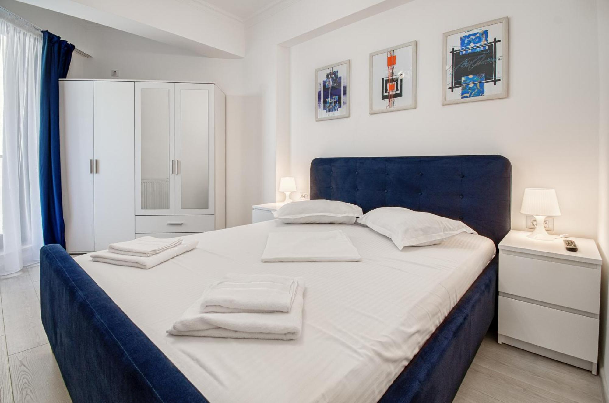 Azure Sea Apartments - Bychoice Mamaia Extérieur photo